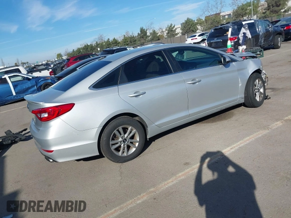2017 Hyundai Sonata 2.4L with VIN 5NPE24AF8HH526658, listed as a IAAI auction lot 41483986 with 58,223 mi miles and . Bid and sale history available at DreamBid. Image 4.