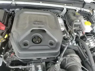 2024 Jeep Wrangler Sahara с VIN 1C4PJXEN0RW124868, выставлен на аукционе Copart как лот 56046545 с пробегом 18 877 миль миль и Списание • Salvage title. История ставок и продаж доступна на DreamBid. Изображение 13.