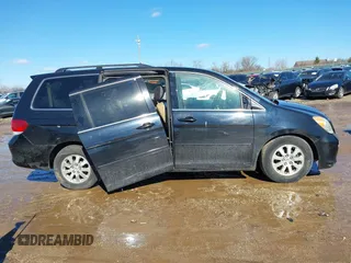 2008 Honda Odyssey EX-L z VIN 5FNRL38758B066638, wystawiony jako IAAI lot #41664349 z przebiegiem 134 194 mil mil oraz . Historia ofert i sprzedaży dostępna na DreamBid. Obrazek 13.