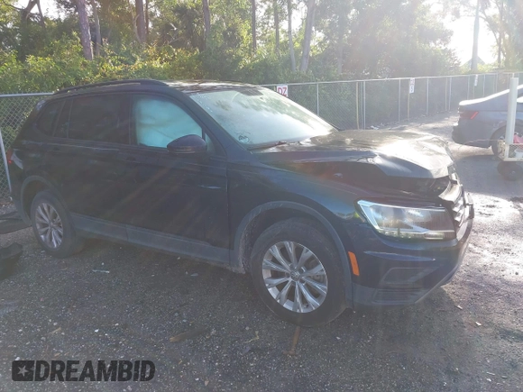 2020 Volkswagen Tiguan S z VIN 3VV1B7AX7LM133084, wystawiony jako IAAI lot #42597631 z przebiegiem 84 415 mil mil oraz . Historia ofert i sprzedaży dostępna na DreamBid. Obrazek 1.