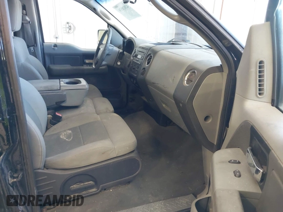 2008 Ford F-150 XL with VIN 1FTRW14W08FC34142, listed as a IAAI auction lot 42028536 with 262,346 mi miles. Bid and sale history available at carsss.com. Image 5.