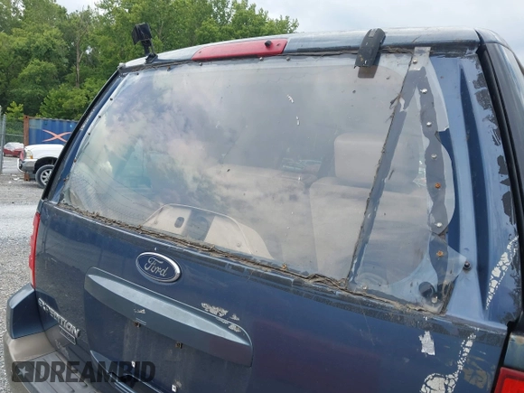 2004 Ford Expedition Eddie Bauer with VIN 1FMPU18L44LB06605, listed as a IAAI auction lot 42778103 with 211,495 mi miles and . Bid and sale history available at DreamBid. Image 6.