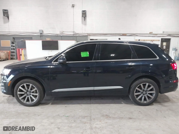 2017 Audi Q7 Premium Plus with VIN WA1LAAF74HD053058, listed as a IAAI auction lot 42008360 with 210,228 mi miles. Bid and sale history available at carsss.com. Image 14.