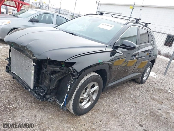 2022 Hyundai Tucson SEL with VIN 5NMJBCAEXNH141045, listed as a IAAI auction lot 41433930 with 46,863 mi miles. Bid and sale history available at carsss.com. Image 2.
