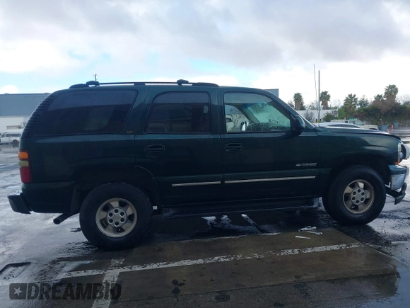 2001 Chevrolet Tahoe LT with VIN 1GNEK13T61J223397, listed as a IAAI auction lot 41703461 with 224,424 mi miles. Bid and sale history available at carsss.com. Image 13.