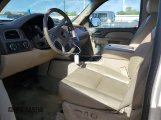 2011 GMC Yukon SLT with VIN 1GKS2CE0XBR191328, listed as a Copart auction lot 72386084 with 241,725 mi miles and Salvage Title. Bid and sale history available at carsss.com. Image 7.