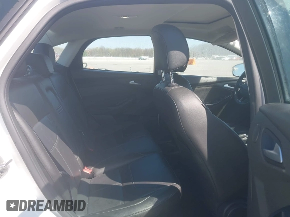 2016 Ford Focus Titanium с VIN 1FADP3J27GL359200, выставлен на аукционе IAAI как лот 42005989 с пробегом 135 589 миль миль и . История ставок и продаж доступна на DreamBid. Изображение 8.