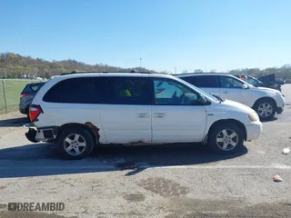 2006 Dodge Grand Caravan SXT with VIN 2D4GP44L66R686469, listed as a IAAI auction lot 41893168 with 218,249 mi miles. Bid and sale history available at carsss.com. Image 13.