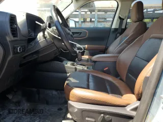 2023 Ford Bronco Sport Badlands z VIN 3FMCR9D9XPRE02582, wystawiony jako Copart lot #46403845 z przebiegiem 26 713 mil mil oraz Nie do naprawy • Non repairable. Historia ofert i sprzedaży dostępna na DreamBid. Obrazek 7.