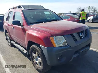 2008 Nissan Xterra X z VIN 5N1AN08W58C517377, wystawiony jako IAAI lot #42082797 z przebiegiem 88 057 mil mil oraz . Historia ofert i sprzedaży dostępna na DreamBid. Obrazek 1.