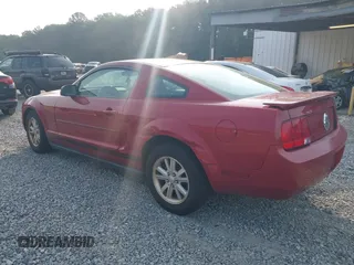 2008 Ford Mustang Deluxe with VIN 1ZVHT80N085207259, listed as a IAAI auction lot 42576121 with 122,089 mi miles and . Bid and sale history available at DreamBid. Image 3.
