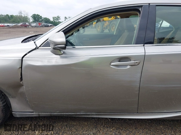 2016 Lexus IS 200t with VIN JTHBA1D20G5015102, listed as a IAAI auction lot 42440555 with 44,891 mi miles and . Bid and sale history available at DreamBid. Image 18.
