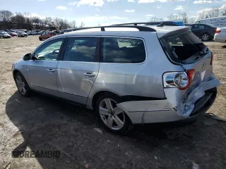 2008 Volkswagen Passat Komfort with VIN WVWLK73C88E018489, listed as a Copart auction lot 44925705 with 186,527 mi miles and Salvage title. Bid and sale history available at DreamBid. Image 2.