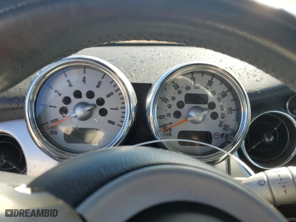 2005 MINI Cooper Convertible S with VIN WMWRH33545TF84546, listed as a Copart auction lot 83818824 with 0 mi miles and Salvage Title. Bid and sale history available at carsss.com. Image 9.