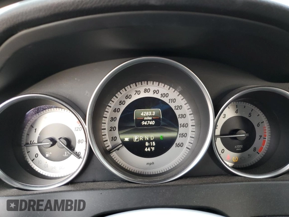 2013 Mercedes-Benz C 300 Sport с VIN WDDGF8AB7DR272984, выставлен на аукционе Copart как лот 47308325 с пробегом 94 740 миль миль и Списание • Salvage title. История ставок и продаж доступна на DreamBid. Изображение 9.