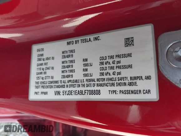 2020 Tesla Model 3 Standard Range Plus with VIN 5YJ3E1EA9LF708808, listed as a IAAI auction lot 40018323 with 32,069 mi miles. Bid and sale history available at carsss.com. Image 9.