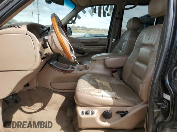 1998 Lincoln Navigator with VIN 5LMFU28L6WLJ07689, listed as a Copart auction lot 52129215 with 238,124 mi miles and Clean title. Bid and sale history available at DreamBid. Image 7.