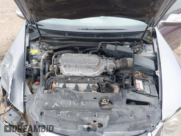 2006 Acura RL z VIN JH4KB16526C006190, wystawiony jako IAAI lot #42351400 z przebiegiem 150 749 mil mil oraz . Historia ofert i sprzedaży dostępna na DreamBid. Obrazek 10.