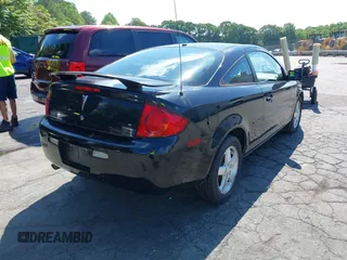 2007 Pontiac G5 with VIN 1G2AL15F477368623, listed as a IAAI auction lot 42224356 with 174,441 mi miles and . Bid and sale history available at DreamBid. Image 4.