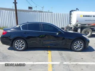 2009 Infiniti G37 Journey z VIN JNKCV61E79M300926, wystawiony jako IAAI lot #42312461 z przebiegiem 112 661 mil mil oraz . Historia ofert i sprzedaży dostępna na DreamBid. Obrazek 14.