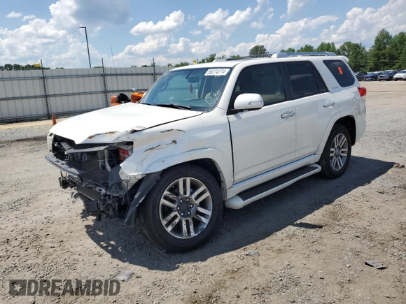 2011 Toyota 4Runner Trail z VIN JTEBU5JR6B5068389, wystawiony jako Copart lot #56274274 z przebiegiem 157 782 mil mil oraz Szkoda całkowita • Salvage title. Historia ofert i sprzedaży dostępna na DreamBid. Obrazek 1.