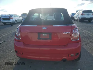 2011 MINI Convertible с VIN WMWZN3C55BT133269, выставлен на аукционе Copart как лот 74062294 с пробегом 48 582 миль миль и Списание • Salvage title. История ставок и продаж доступна на DreamBid. Изображение 6.