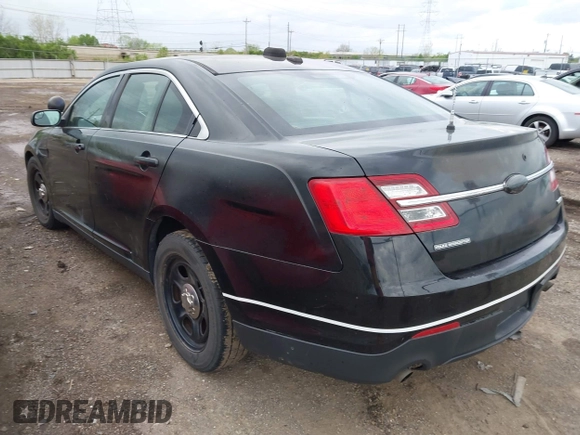 2013 Ford Police Interceptor z VIN 1FAHP2M89DG162643, wystawiony jako IAAI lot #42088765 z przebiegiem 119 386 mil mil oraz . Historia ofert i sprzedaży dostępna na DreamBid. Obrazek 3.