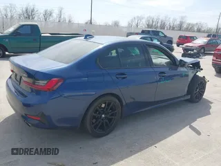 2022 BMW 3 Series 330i с VIN 3MW5R1J06N8C32399, выставлен на аукционе IAAI как лот 41788730 с пробегом 53 691 миль миль и . История ставок и продаж доступна на DreamBid. Изображение 4.