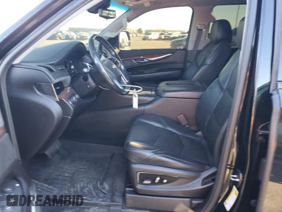 2017 Cadillac Escalade ESV Premium Luxury z VIN 1GYS4JKJ0HR187007, wystawiony jako Copart lot #83611224 z przebiegiem 128 239 mil mil oraz Szkoda całkowita • Salvage title. Historia ofert i sprzedaży dostępna na DreamBid. Obrazek 7.