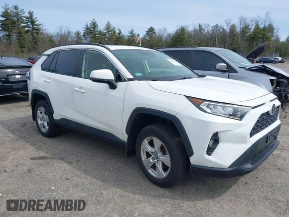 2019 Toyota RAV4 XLE with VIN JTMP1RFV7KD521148, listed as a IAAI auction lot 41884793 with 19,590 mi miles. Bid and sale history available at carsss.com. Image 1.