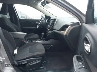 2016 Jeep Cherokee Latitude with VIN 1C4PJLCB7GW273440, listed as a IAAI auction lot 41452456 with 106,048 mi miles. Bid and sale history available at carsss.com. Image 5.