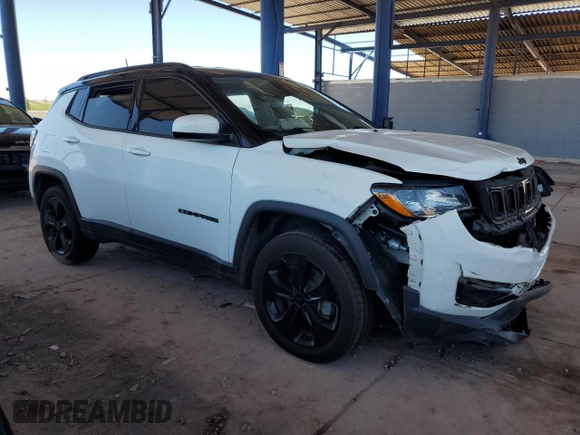 2018 Jeep Compass Latitude z VIN 3C4NJDBB9JT433152, wystawiony jako Copart lot #58214435 z przebiegiem 59 669 mil mil oraz Szkoda całkowita • Salvage title. Historia ofert i sprzedaży dostępna na DreamBid. Obrazek 4.