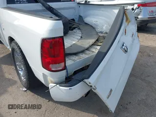 2013 Ram 1500 Express с VIN 1C6RR6KT3DS615330, выставлен на аукционе IAAI как лот 41586273 с пробегом 225 475 миль миль и . История ставок и продаж доступна на DreamBid. Изображение 18.