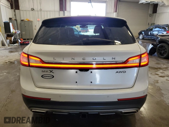 2016 Lincoln MKX Reserve with VIN 2LMTJ8LR9GBL43921, listed as a Copart auction lot 50354415 with 109,234 mi miles and Clean Title. Bid and sale history available at DreamBid. Image 6.