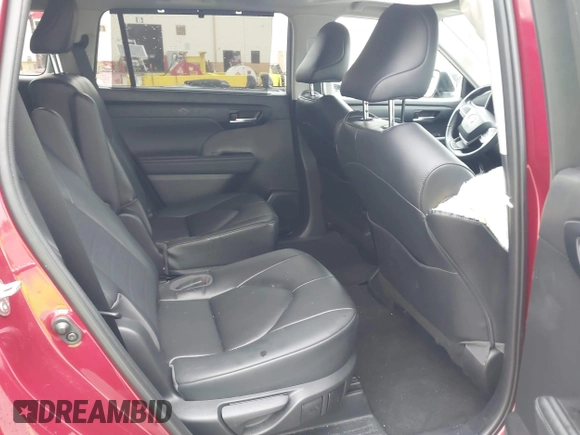2023 Toyota Highlander L с VIN 5TDKDRBH4PS031327, выставлен на аукционе IAAI как лот 42434302 с пробегом 39 453 миль миль и . История ставок и продаж доступна на DreamBid. Изображение 8.