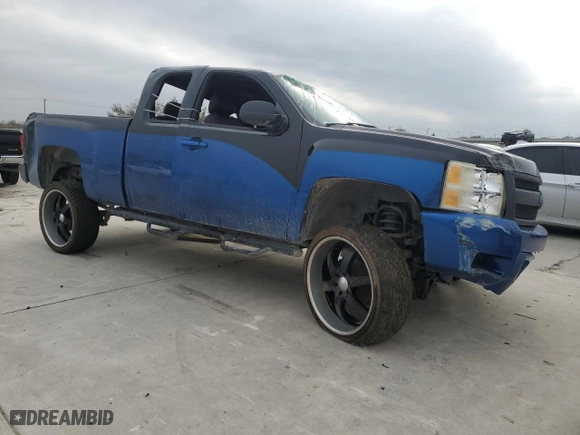 2008 Chevrolet Silverado 1500 LTZ with VIN 1GCEK19098Z298886, listed as a Copart auction lot 81694134 with 125,941 mi miles and Salvage Title. Bid and sale history available at carsss.com. Image 4.