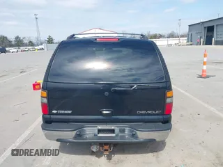 2005 Chevrolet Tahoe Z71 z VIN 1GNEK13T45R111138, wystawiony jako IAAI lot #41880322 z przebiegiem Nie podano mil oraz . Historia ofert i sprzedaży dostępna na DreamBid. Obrazek 16.