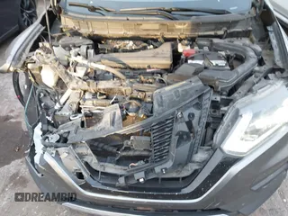 2017 Nissan Rogue SL z VIN 5N1AT2MT8HC867339, wystawiony jako IAAI lot #40955179 z przebiegiem 138 769 mil mil oraz . Historia ofert i sprzedaży dostępna na DreamBid. Obrazek 10.