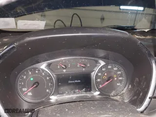 2020 Chevrolet Equinox LT with VIN 3GNAXVEXXLL161540, listed as a IAAI auction lot 41611309 with 67,784 mi miles. Bid and sale history available at carsss.com. Image 7.