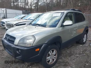 2006 Hyundai Tucson GLS with VIN KM8JN12D46U352491, listed as a IAAI auction lot 41749563 with 151,930 mi miles. Bid and sale history available at carsss.com. Image 2.