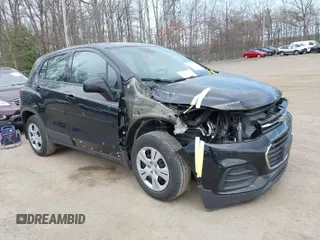 2017 Chevrolet Trax LS with VIN 3GNCJKSB2HL282281, listed as a IAAI auction lot 41903707 with 35,569 mi miles. Bid and sale history available at carsss.com. Image 1.