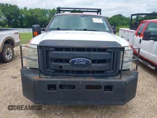 2016 Ford F-250 XL with VIN 1FD7X2B65GEC87433, listed as a IAAI auction lot 42014964 with 527,692 mi miles and . Bid and sale history available at DreamBid. Image 13.