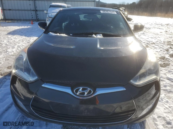 2013 Hyundai Veloster w/Black Int with VIN KMHTC6AD6DU173704, listed as a Copart auction lot 88481975 with 109,496 mi miles and Clean Title. Bid and sale history available at carsss.com. Image 5.