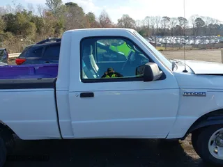 2007 Ford Ranger XL with VIN 1FTYR10D57PA98249, listed as a IAAI auction lot 41022388 with 266,437 mi miles. Bid and sale history available at carsss.com. Image 13.