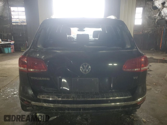 2017 Volkswagen Touareg Wolfsburg Edition с VIN WVGRF7BP4HD000477, выставлен на аукционе Copart как лот 46334275 с пробегом Не указан миль и На запчасти • Non repairable. История ставок и продаж доступна на DreamBid. Изображение 6.