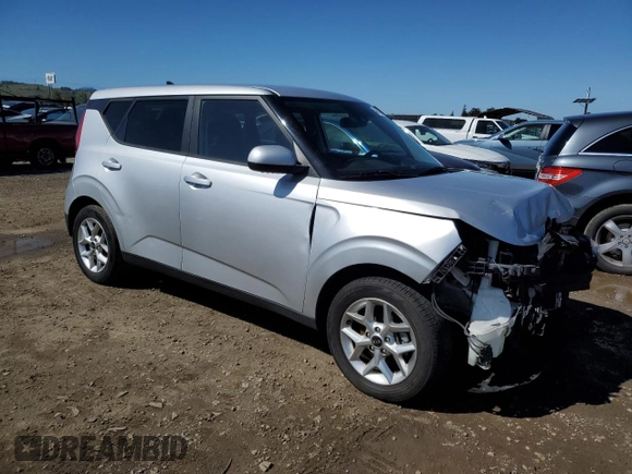 2021 Kia Soul S with VIN KNDJ23AU5M7776767, listed as a Copart auction lot 48432445 with 71,118 mi miles and Salvage Title. Bid and sale history available at DreamBid. Image 4.
