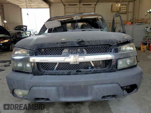 2003 Chevrolet Avalanche with VIN 3GNEK13T63G246828, listed as a Copart auction lot 64102984 with 0 mi miles and Salvage Title. Bid and sale history available at carsss.com. Image 5.
