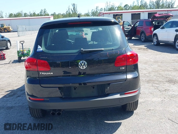 2017 Volkswagen Tiguan S with VIN WVGAV7AX5HK048843, listed as a IAAI auction lot 42029583 with 73,892 mi miles and . Bid and sale history available at DreamBid. Image 17.