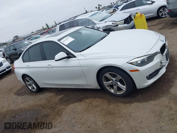2014 BMW 3 Series 328d z VIN WBA3D3C51EK157071, wystawiony jako IAAI lot #42431879 z przebiegiem 108 655 mil mil oraz . Historia ofert i sprzedaży dostępna na DreamBid. Obrazek 13.