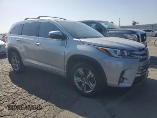 2017 Toyota Highlander Limited with VIN 5TDDZRFH4HS373365, listed as a Copart auction lot 61875495 with 90,465 mi miles and Salvage title. Bid and sale history available at DreamBid. Image 4.